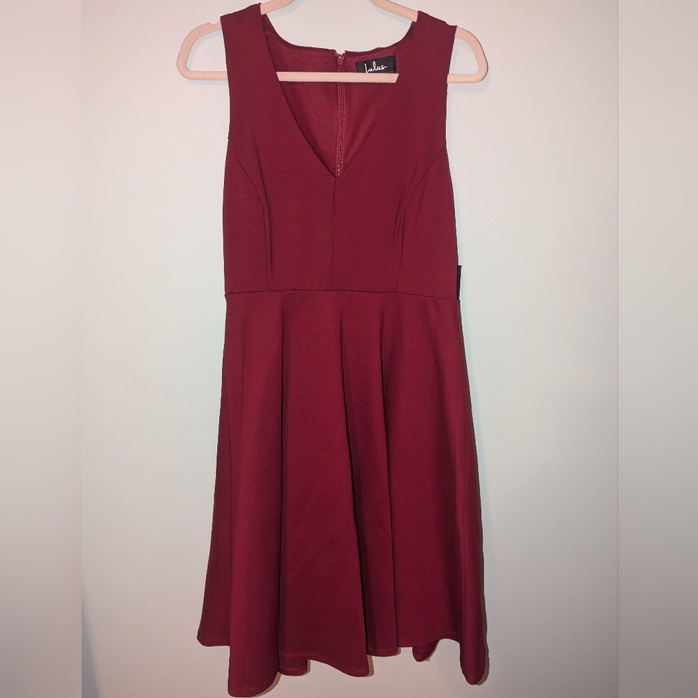 BRAND NEW! Lulu's Burgundy Dress